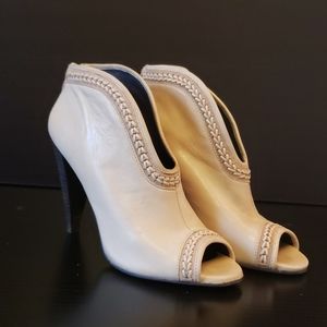Vince Camuto Peep Toe Leather Bootie Cream Size 7